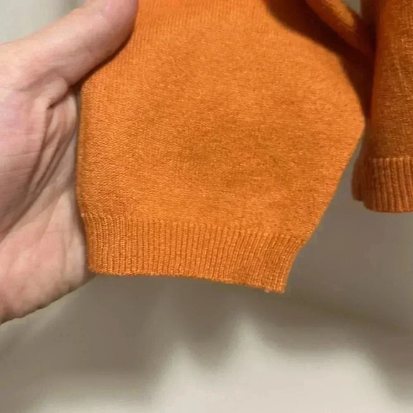 Sweater - Picture 3 of 5